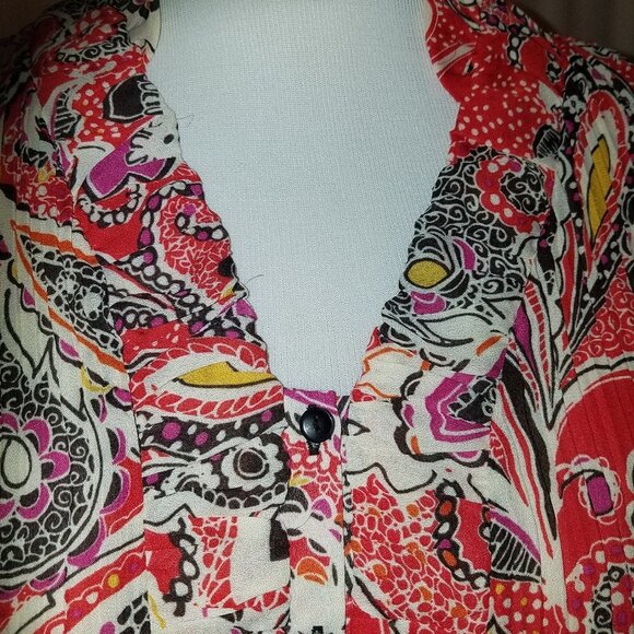 Zac & Rachel Red, black and white button up top M - Picture 2 of 3